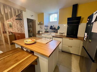 Maison - 145 m² - 5 pièces