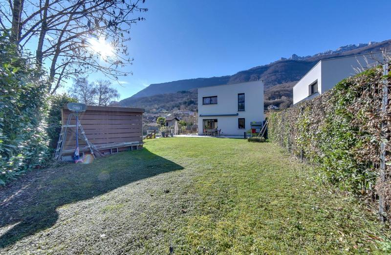 Maison - 98 m² - 4 pièces