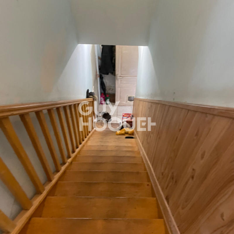 Maison - 90 m² - 5 pièces