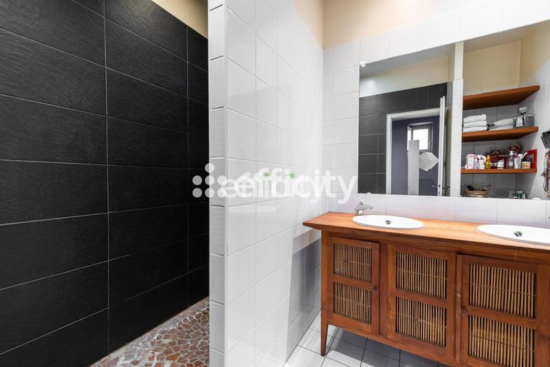 Maison de village - 180 m² - 5 pièces