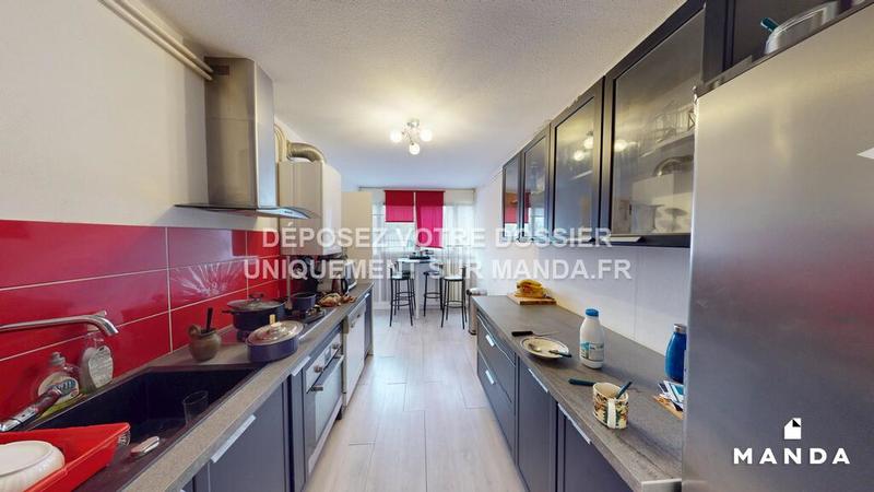 Chambre - 11 m² - 4 pièces