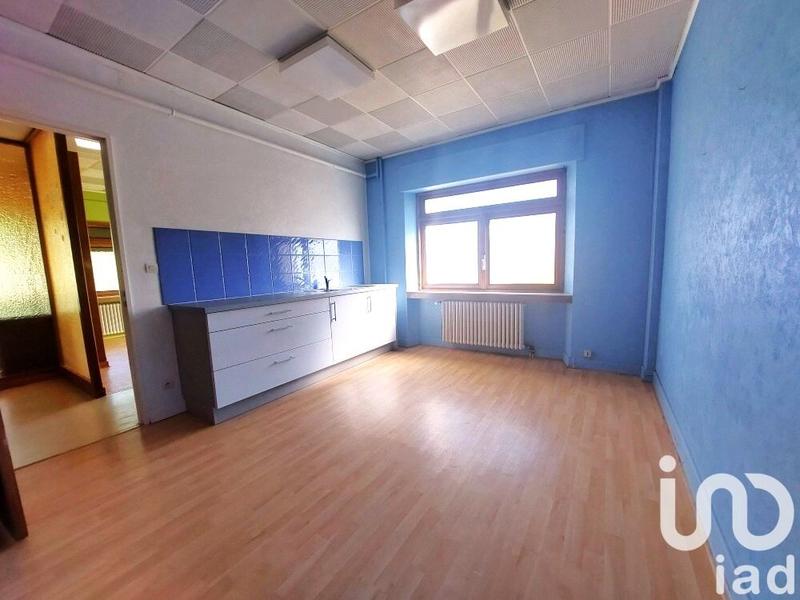 Maison - 247 m² - 10 pièces