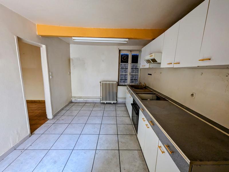Maison - 80 m² - 7 pièces