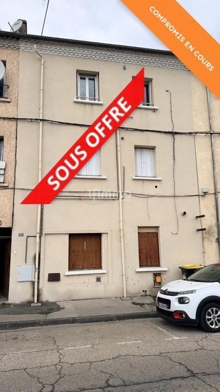 Immeuble - 155 m² - 9 pièces