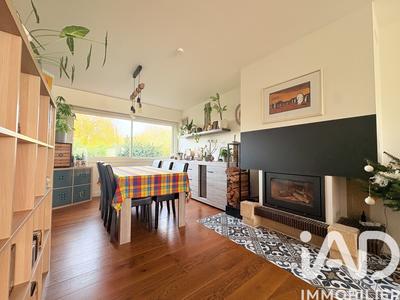 Maison - 99 m² - 4 pièces