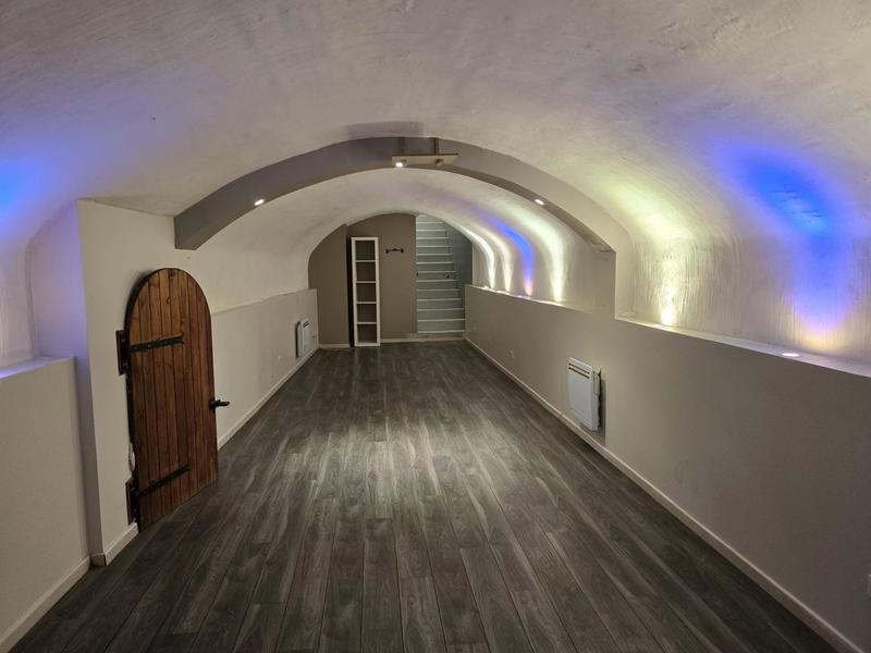 Appartement - 74 m² - 2 pièces