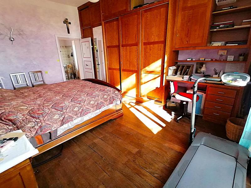 Maison de maîtres - 390 m² - 13 pièces