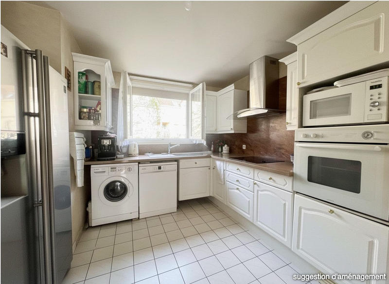 Maison - 96 m² - 6 pièces