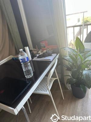 Chambre - 9 m² - 1 pièce