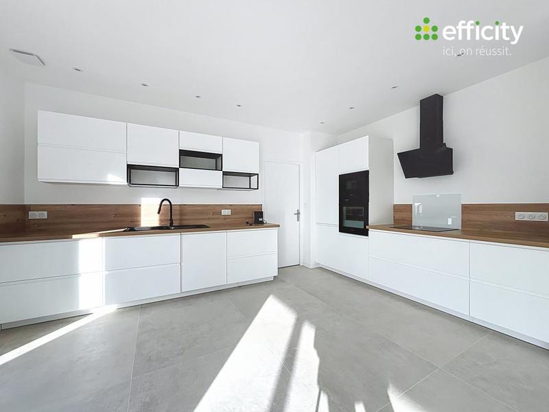 Maison - 150 m² - 6 pièces