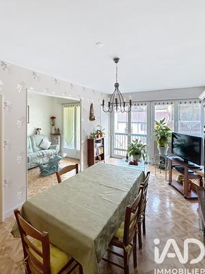 Appartement - 85 m² - 4 pièces