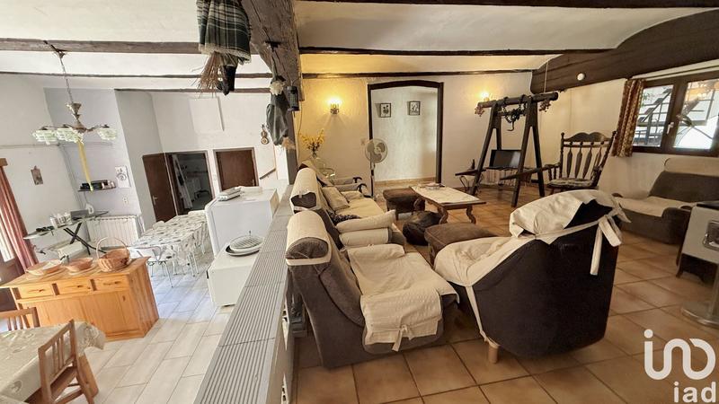 Maison - 287 m² - 10 pièces