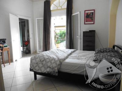 Appartement - 83 m² - 3 pièces