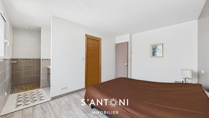 Maison - 135 m² - 4 pièces