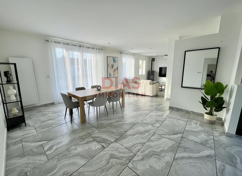 Maison - 120 m² - 6 pièces