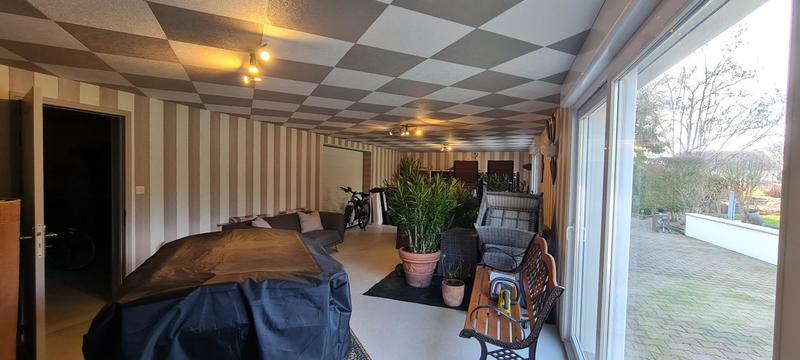 Propriété - 196 m² - 8 pièces