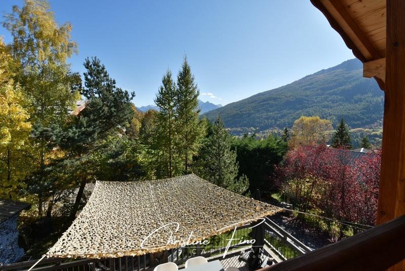 Châlet - 162 m² - 10 pièces