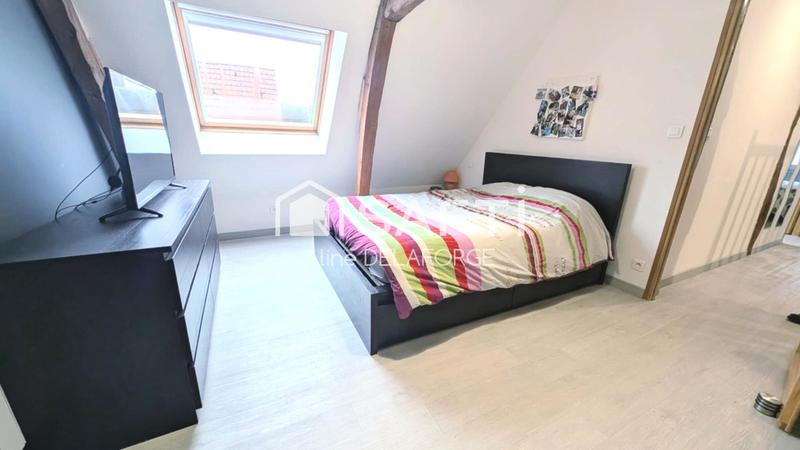 Maison - 260 m² - 10 pièces