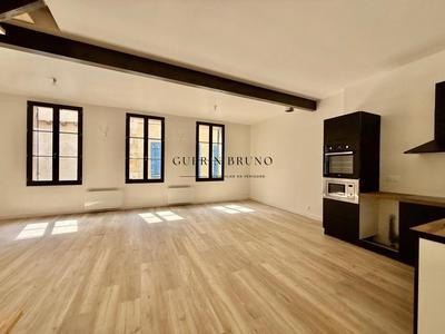 Maison - 110 m² - 4 pièces