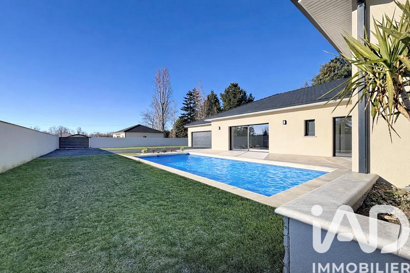 Maison - 180 m² - 5 pièces