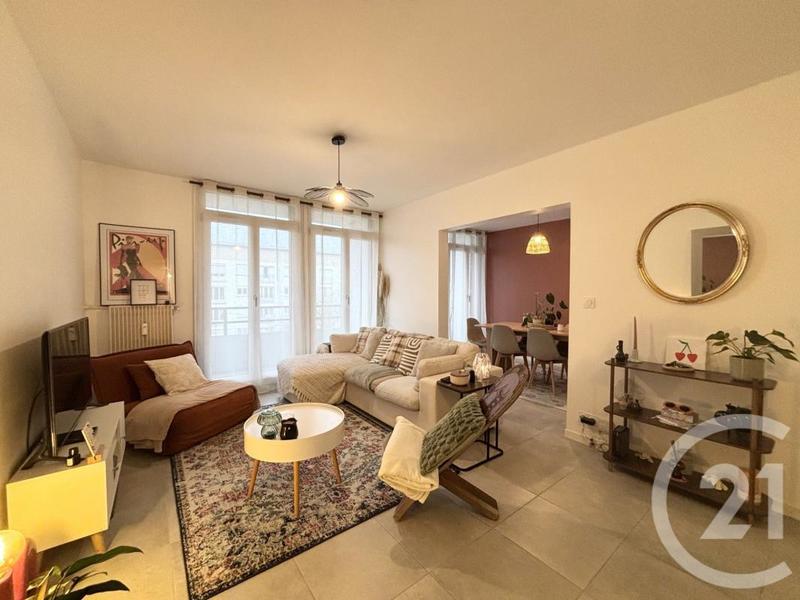 Appartement - 66 m² - 3 pièces