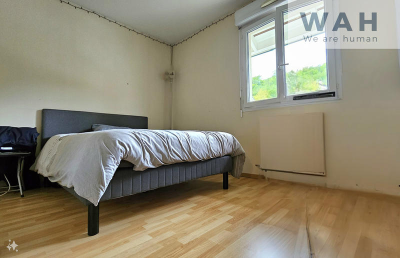 Appartement - 90 m² - 4 pièces