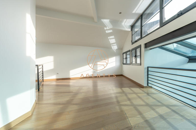 Maison - 104 m² - 3 pièces