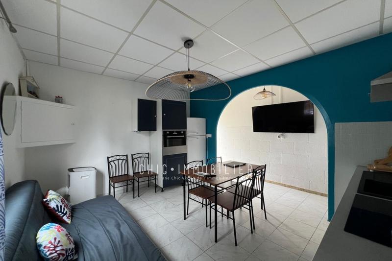 Maison - 140 m² - 9 pièces