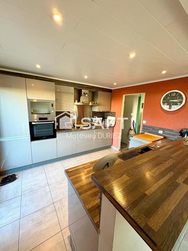 Maison - 95 m² - 6 pièces