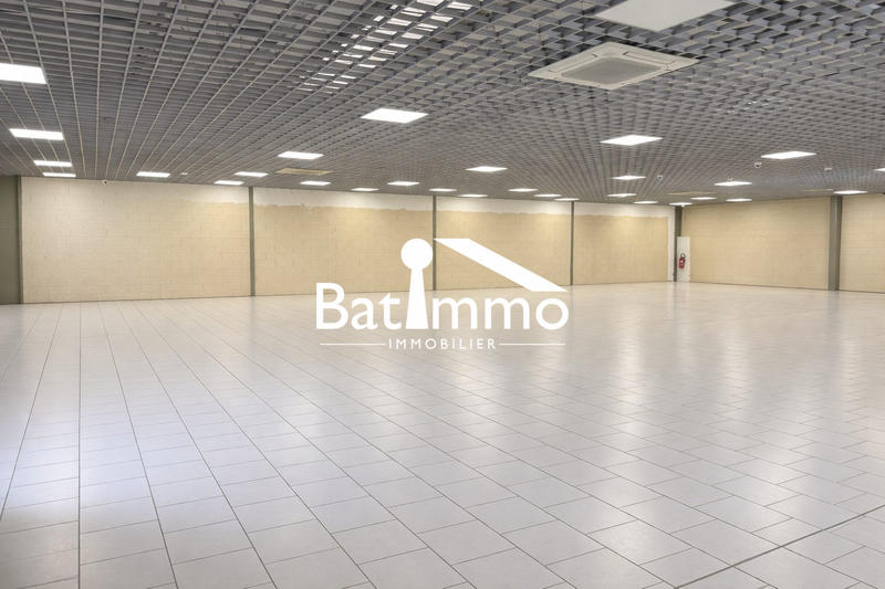 Local commercial - 600 m²