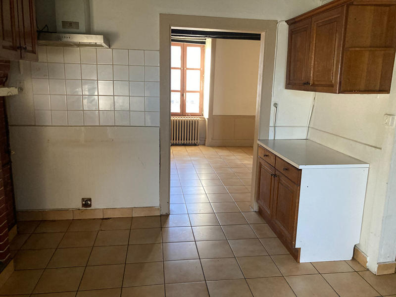 Maison - 246 m² - 4 pièces