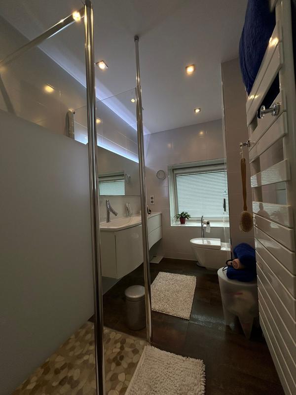 Maison - 200 m² - 8 pièces