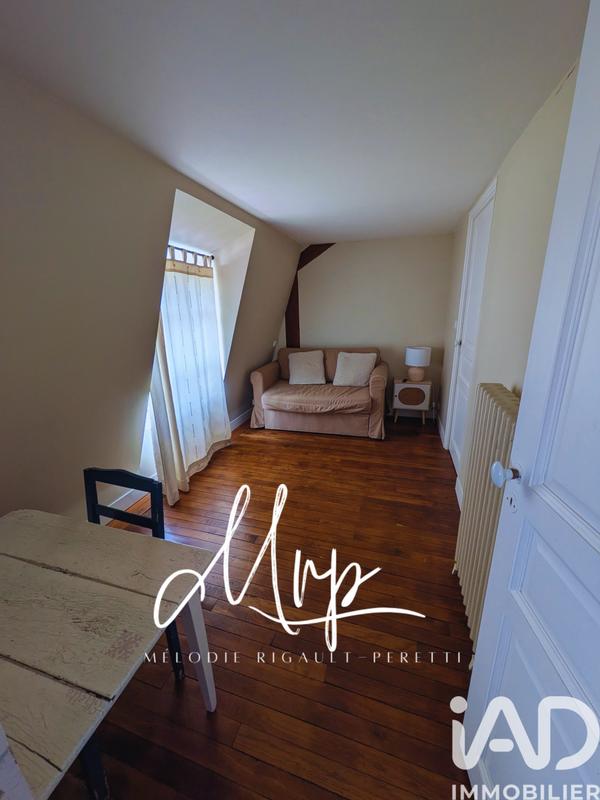 Maison - 228 m² - 8 pièces