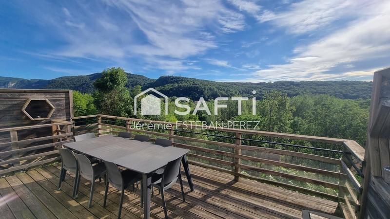 Maison - 103 m² - 7 pièces