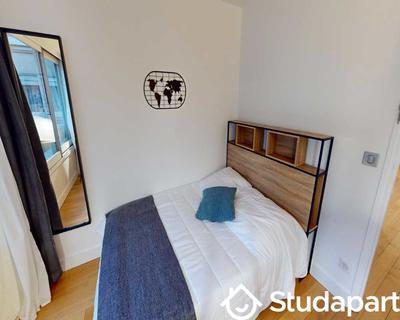 Chambre - 100 m² - 1 pièce