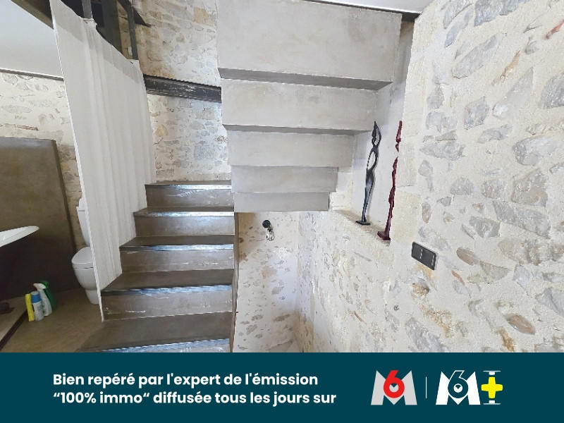 Maison - 243 m² - 7 pièces