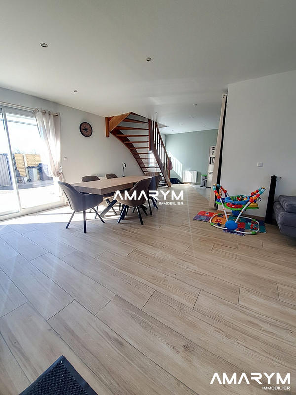 Maison - 84 m² - 5 pièces