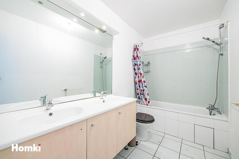 Appartement - 82 m² - 4 pièces