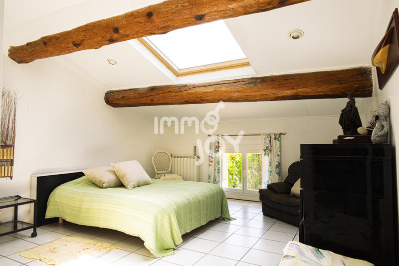 Maison - 190 m² - 7 pièces