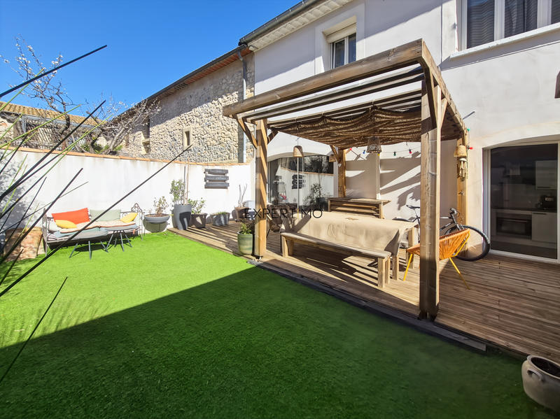 Maison - 94 m² - 4 pièces