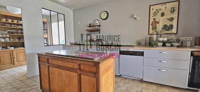 Maison - 195 m² - 6 pièces