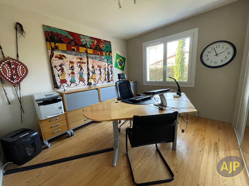 Maison - 185 m² - 6 pièces