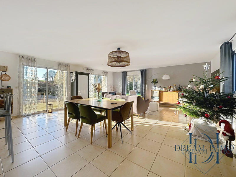 Maison - 155 m² - 5 pièces