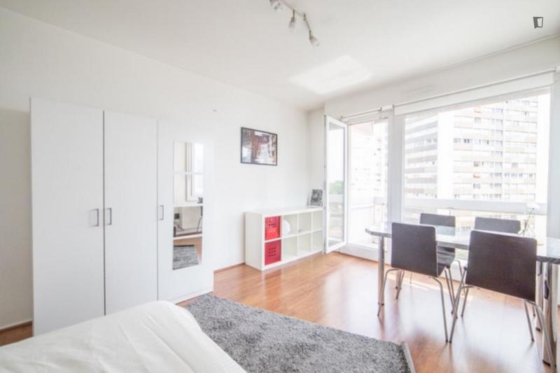 Chambre - 18 m² - 3 pièces