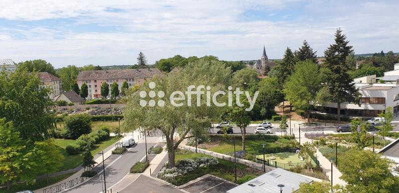 Appartement - 100 m² - 5 pièces