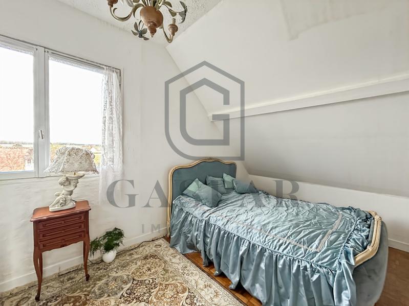 Maison - 140 m² - 7 pièces