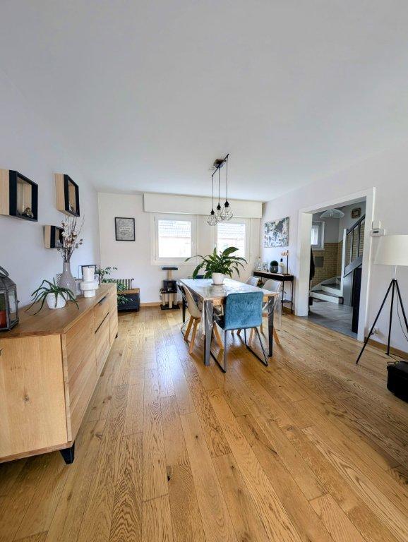 Maison - 92 m² - 4 pièces