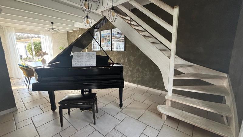 Maison - 190 m² - 5 pièces