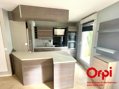 Appartement - 70 m² - 3 pièces