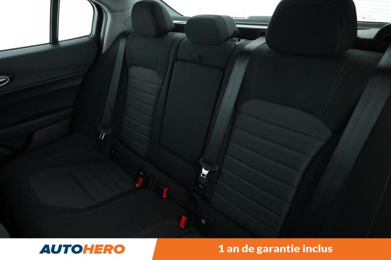 Alfa Romeo Giulia 2.2 At8 150 ch